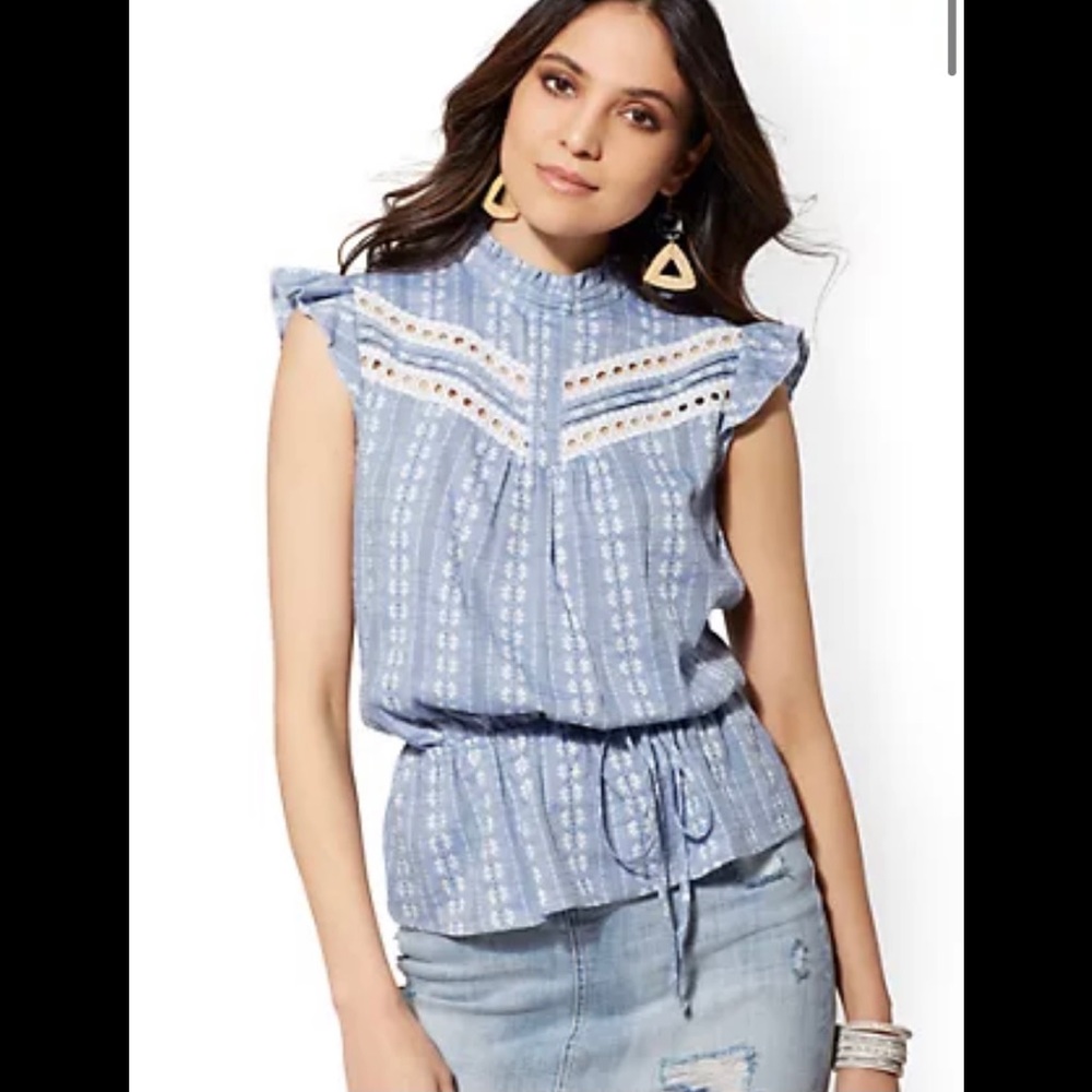 NEW YORK & Co. Navy Embroidered Peplum Blouse - Lily & Cali . M. NWT